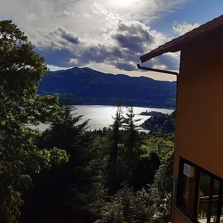 Battle Of Britain Szálloda 2*