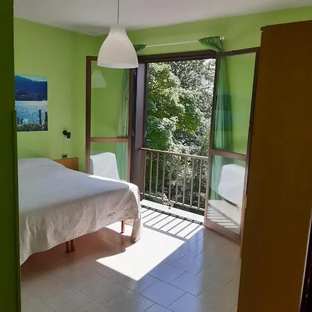 Battle Of Britain Hotel