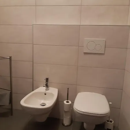 Hotel Battle Of Britain 2*