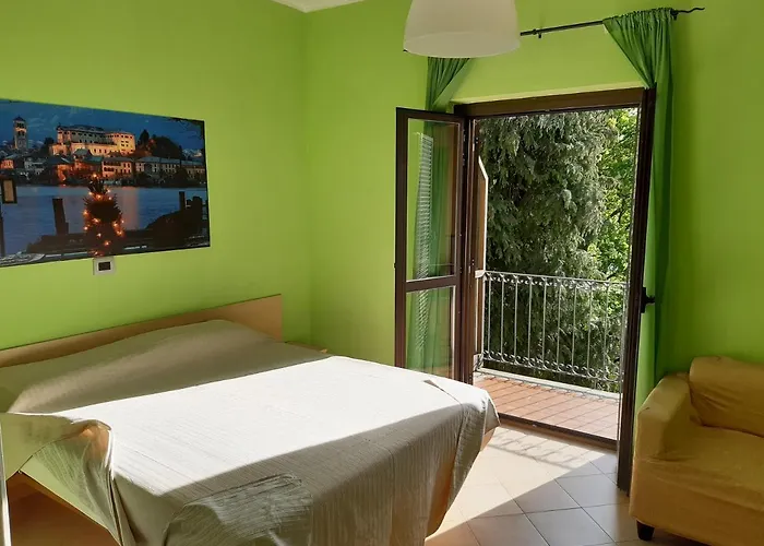 Battle Of Britain Hotel