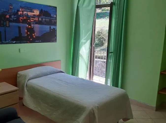 Battle Of Britain Hotel 2*